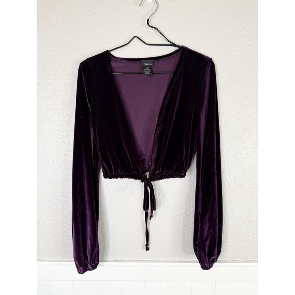 Fairy Goth Velvet Top Women Sz L Plum Crop Tie Front Renaissance Whimsigoth Y2K - Picture 2 of 12